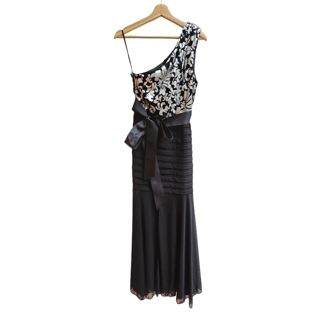 Betsy & Adam One Shoulder Mermaid Gown with Sequins Detial, Size Small